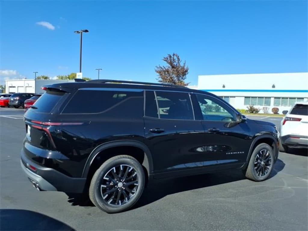 New 2026 Chevrolet Traverse LT SUV