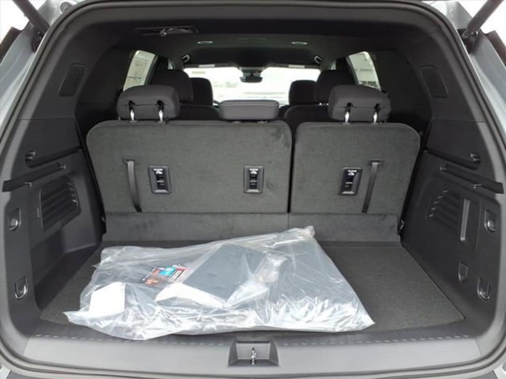 New 2026 Chevrolet Traverse LT SUV