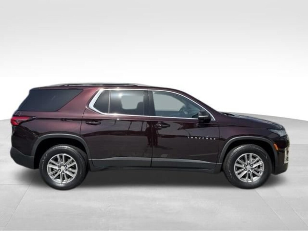 Used 2023 Chevrolet Traverse LT Cloth SUV