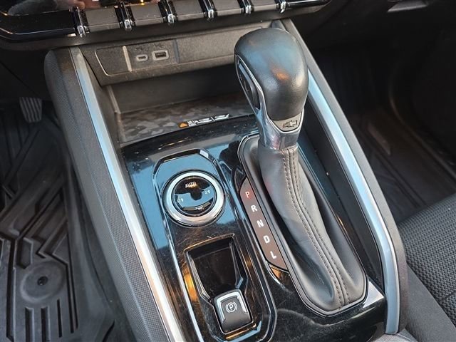 2023 Chevrolet Colorado LT - Photo 25