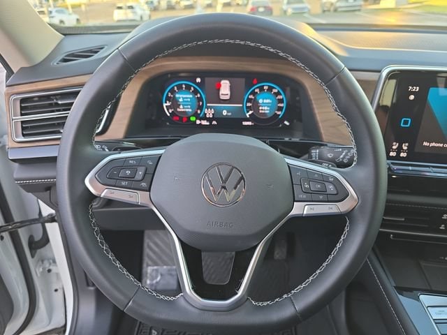2024 Volkswagen Atlas SE w/Tech - Photo 15