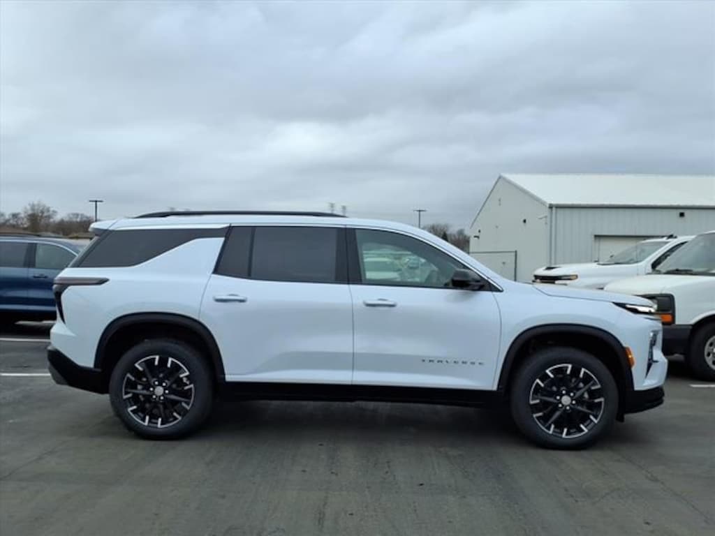 New 2026 Chevrolet Traverse LT SUV