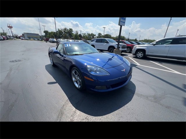 2007 Chevrolet Corvette 3LT photo 2