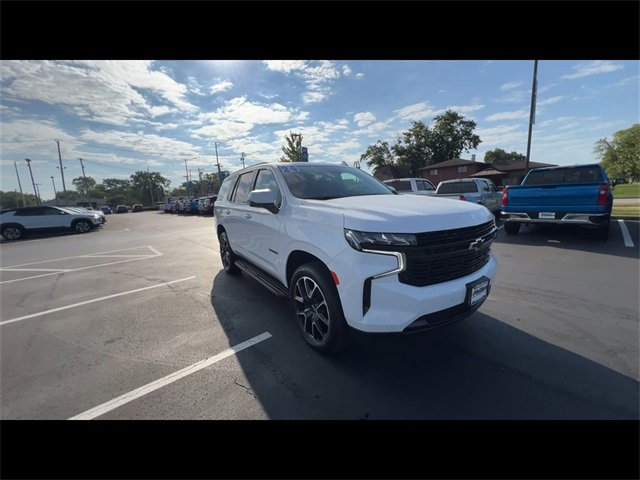 2024 Chevrolet Tahoe RST photo 2