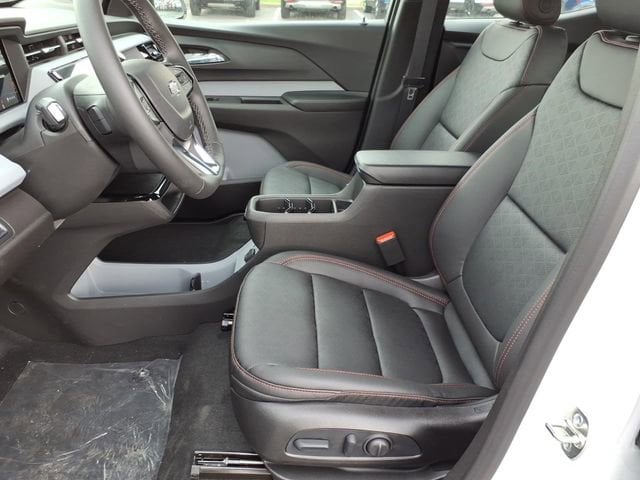2027 Chevrolet Bolt RS - Photo 6