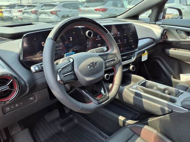 2025 Chevrolet Equinox EV RS - Photo 18