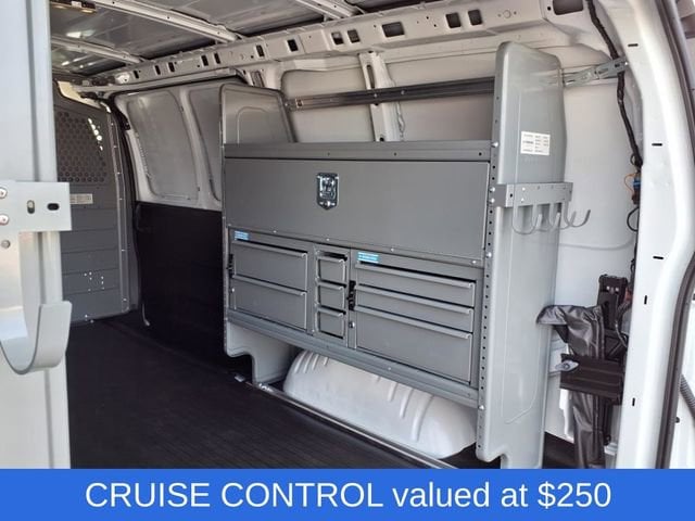 2025 Chevrolet Express Cargo Work Van - Photo 8