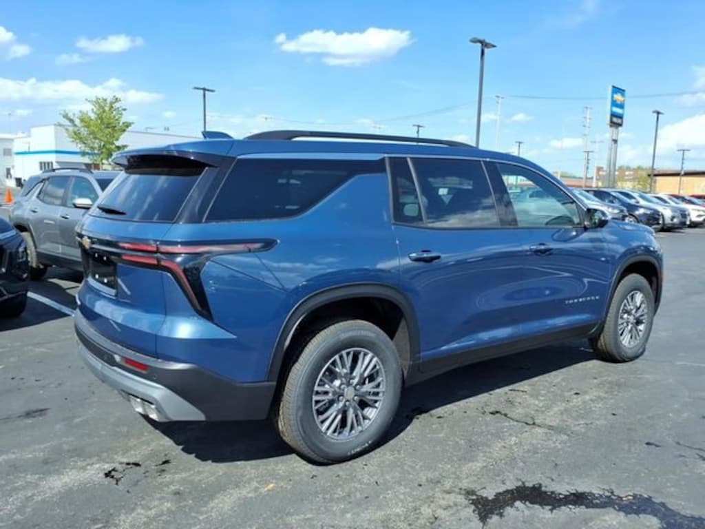 New 2026 Chevrolet Traverse LT SUV