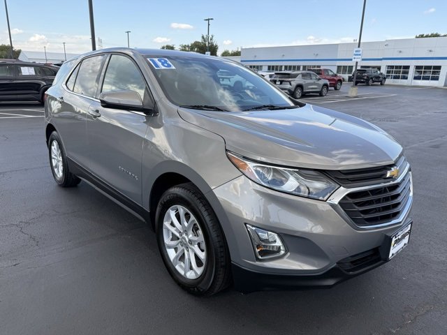 2018 Chevrolet Equinox LT photo 3