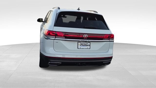 2024 Volkswagen Atlas SE w/Tech - Photo 4