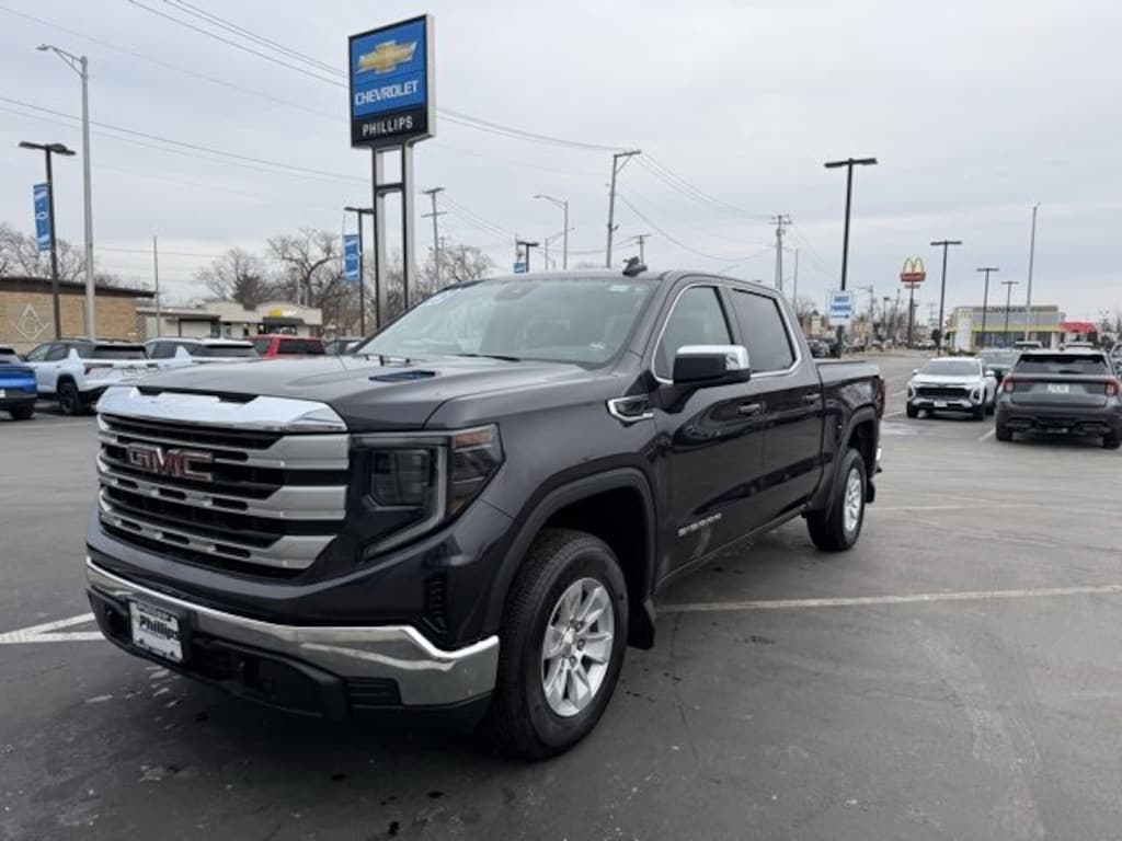 Used 2023 GMC Sierra 1500 SLE Truck