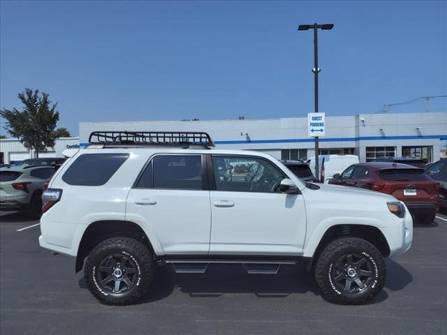 Used 2021 Toyota 4Runner Trail with VIN JTEBU5JR7M5939349 for sale in Lansing, IL