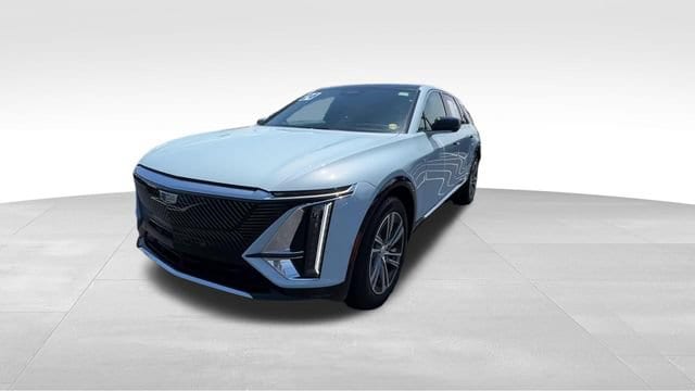 Used 2024 Cadillac LYRIQ Luxury 1 with VIN 1GYKPPRLXRZ119462 for sale in Lansing, IL