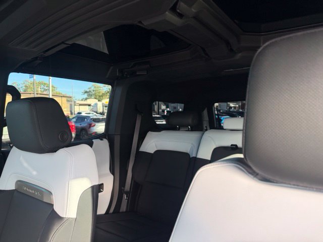 2025 GMC HUMMER EV 3X - Photo 8