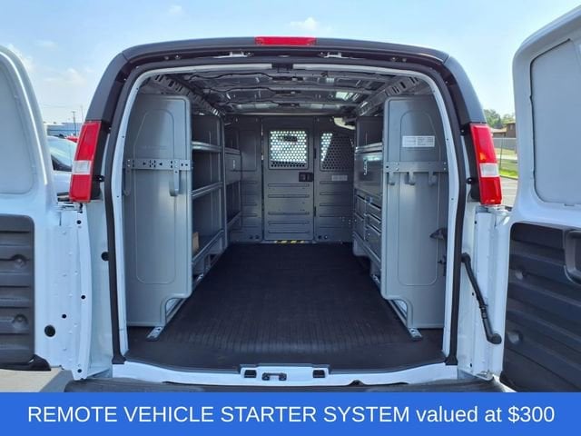 2025 Chevrolet Express Cargo Work Van - Photo 6