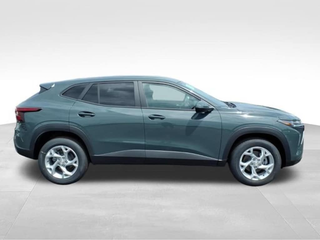 New 2026 Chevrolet Trax LS SUV