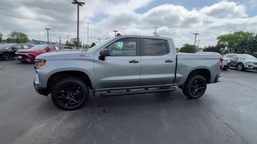 Used 2024 Chevrolet Silverado 1500 Custom Trail Boss Truck Crew Cab