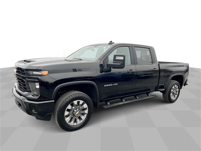 2024 Chevrolet Silverado 2500HD Custom's photo
