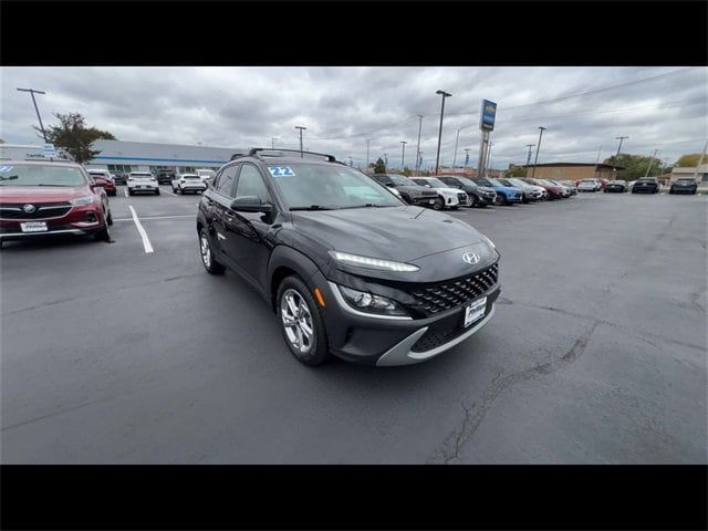 Used 2022 Hyundai Kona SEL with VIN KM8K6CAB2NU856324 for sale in Lansing, IL