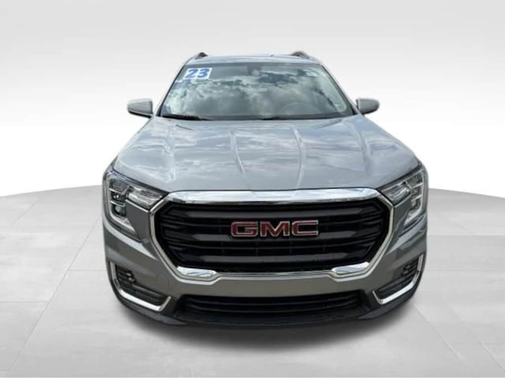 Used 2023 GMC Terrain SLE SUV