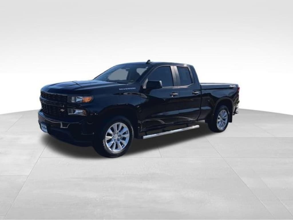 Used 2022 Chevrolet Silverado 1500 LTD Custom Truck