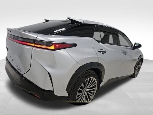 2023 Lexus RZ Luxury - Photo 7