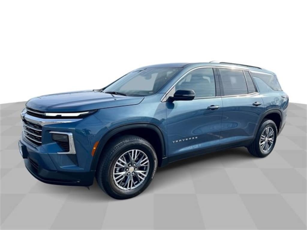 Used 2025 Chevrolet Traverse LT SUV
