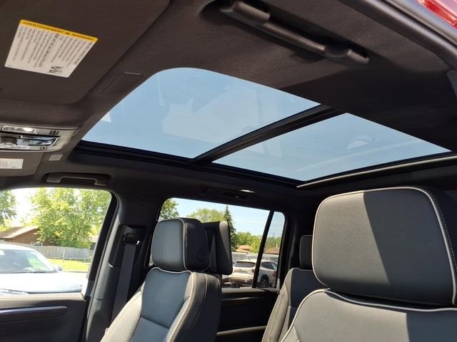 2026 Chevrolet Suburban Premier - Photo 8