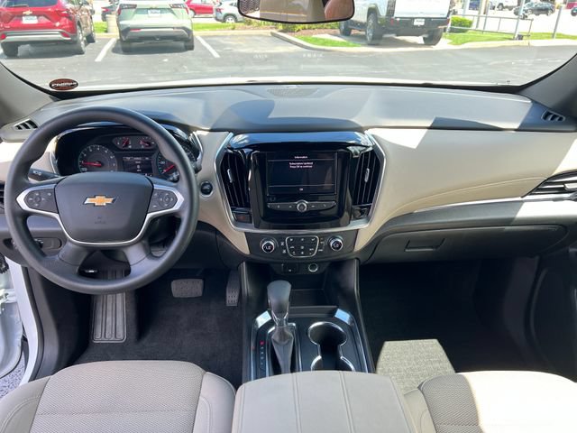 2023 Chevrolet Traverse LS - Photo 11