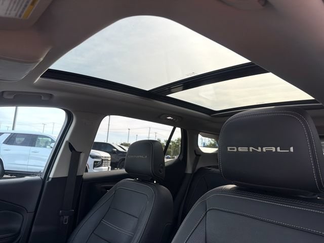 2023 GMC Terrain Denali - Photo 25