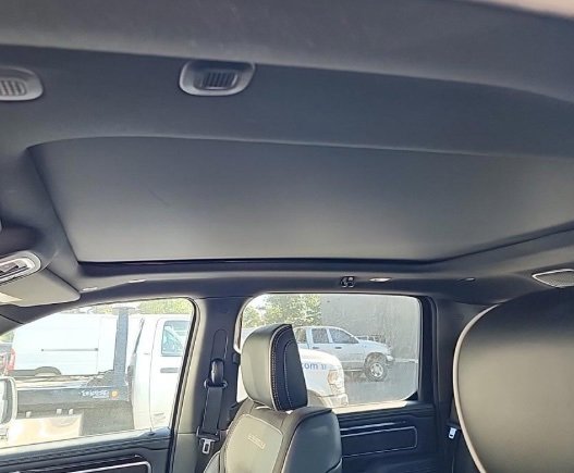 2022 Ram 1500 Laramie photo 3