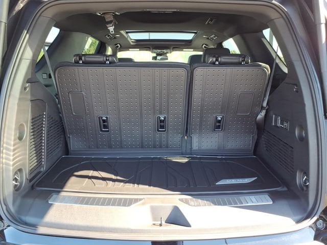 2026 Chevrolet Tahoe Premier - Photo 11