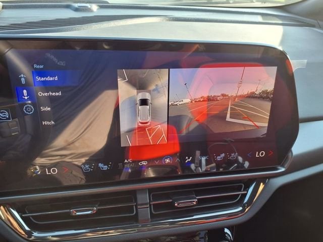 2025 Chevrolet Equinox EV RS - Photo 17