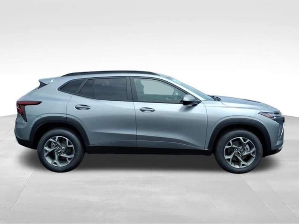 New 2026 Chevrolet Trax LT SUV