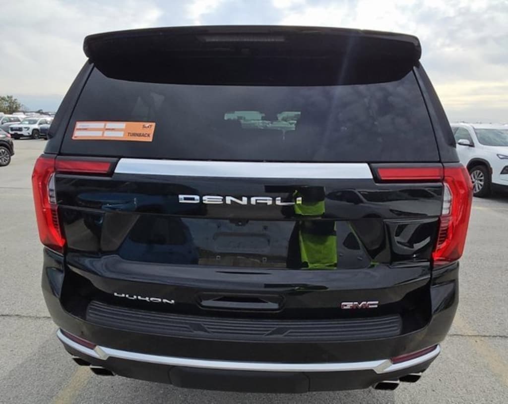 Used 2025 GMC Yukon XL Denali SUV