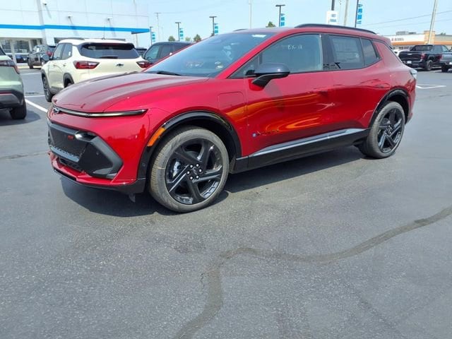 2025 Chevrolet Equinox EV RS - Photo 9