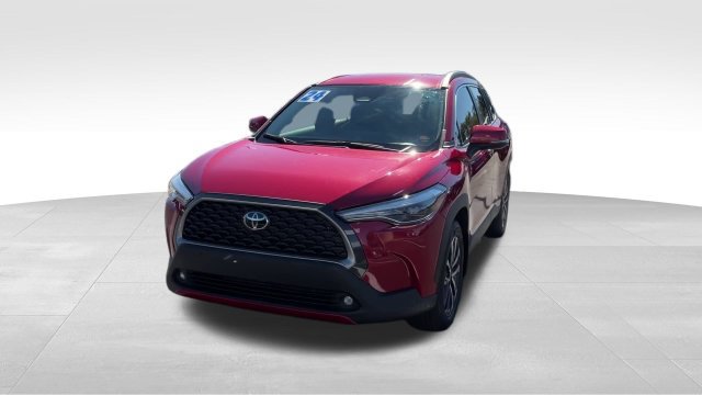 Used 2024 Toyota Corolla Cross XLE SUV
