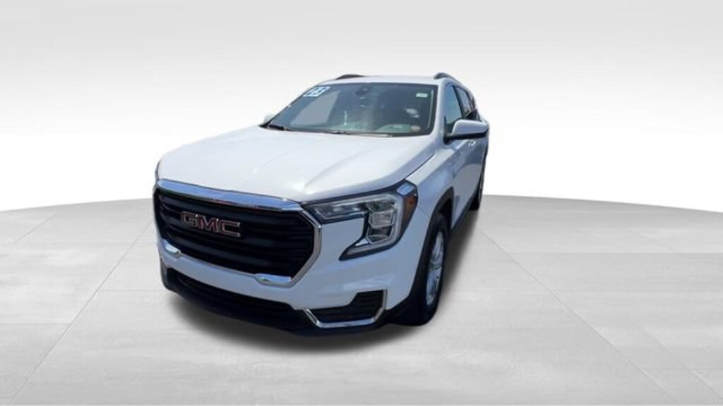 Used 2023 GMC Terrain SLE SUV