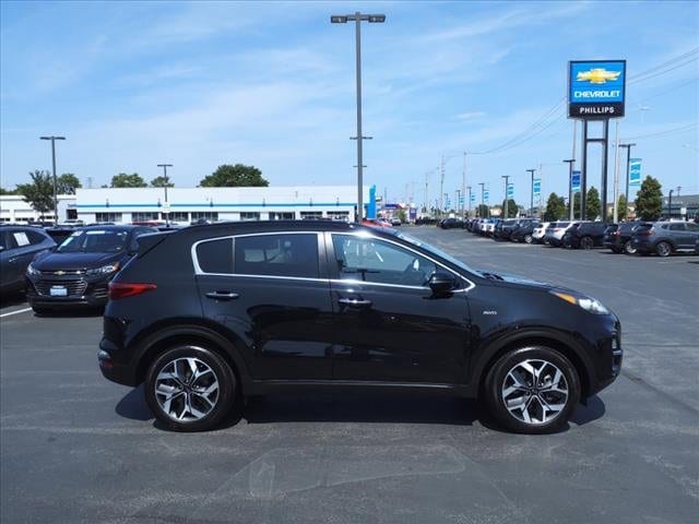 Used 2021 Kia Sportage EX with VIN KNDPNCAC7M7849663 for sale in Lansing, IL