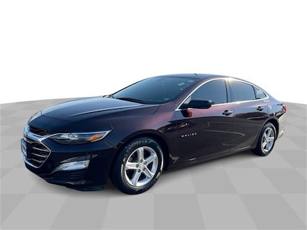 2021 Chevrolet Malibu LS Car