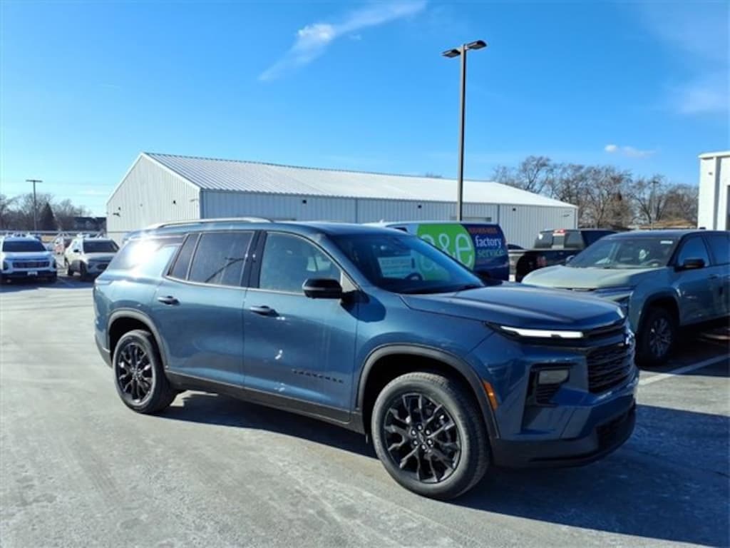 New 2026 Chevrolet Traverse LT SUV