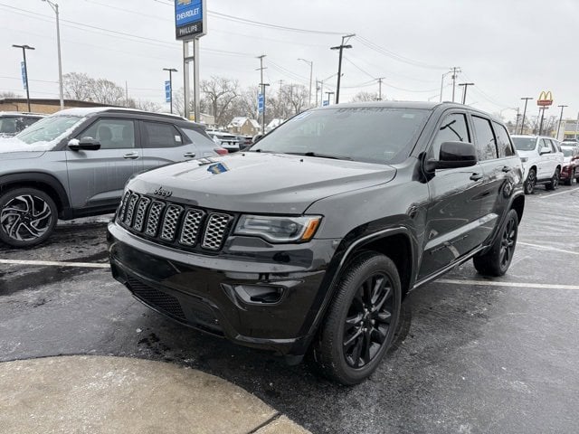 2022 Jeep Grand Cherokee WK Laredo X's photo