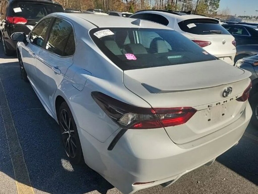 Used 2024 Toyota Camry SE