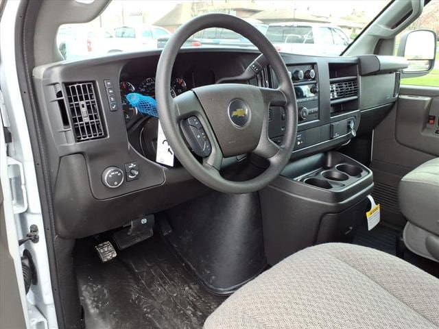 2026 Chevrolet Express Cargo Work Van - Photo 11
