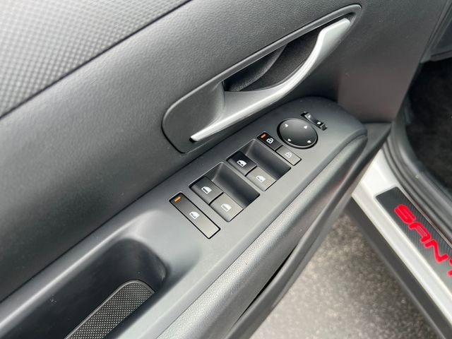 2025 Hyundai Santa Cruz SEL - Photo 13