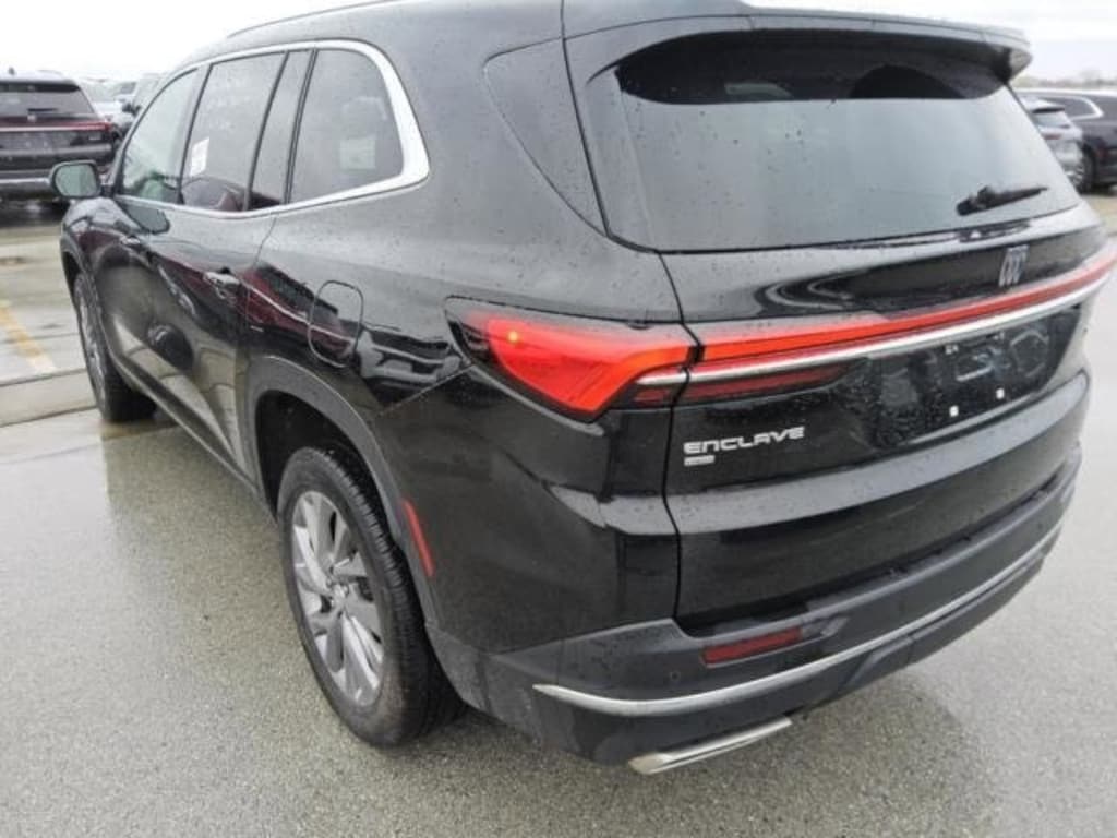 Used 2025 Buick Enclave Preferred SUV