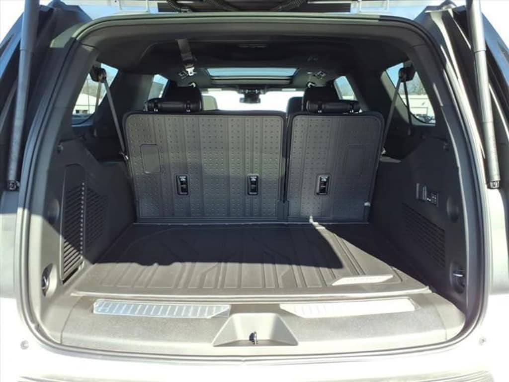 New 2026 Chevrolet Suburban RST SUV