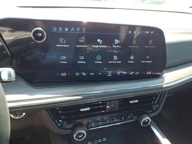 2026 Chevrolet Suburban Premier - Photo 13