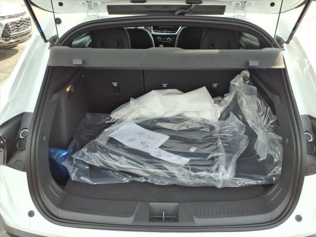 New 2026 Chevrolet Trax 2RS SUV