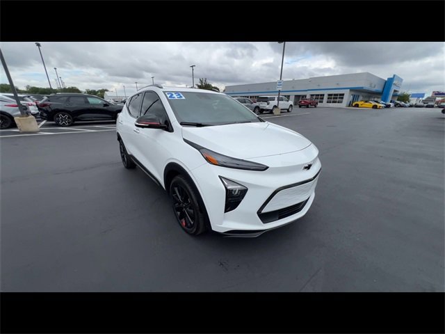 2023 Chevrolet Bolt EUV Premier photo 2